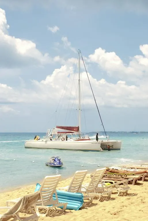 Coral Seas Beach Negril