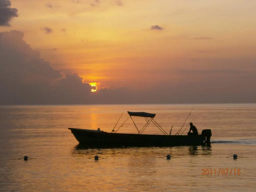 Coral Seas Beach Negril 2*,