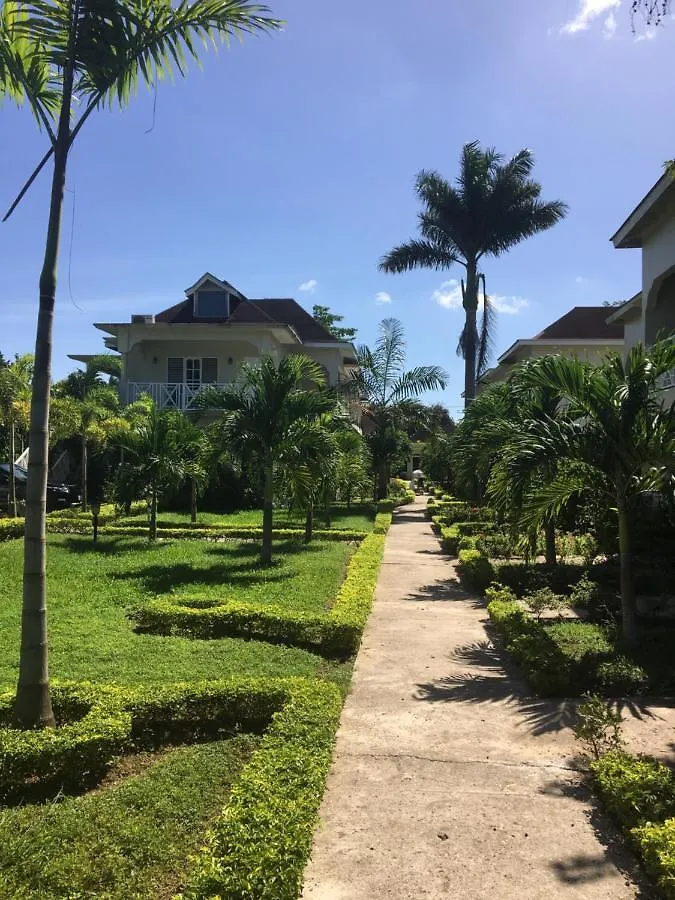 Coral Seas Beach Negril Hotel