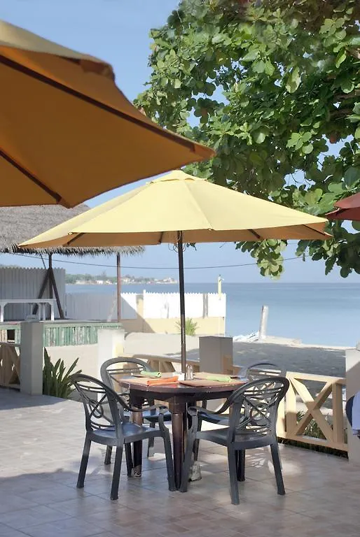 Coral Seas Beach Negril 2*,