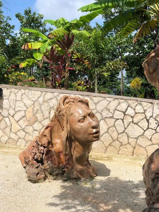Coral Seas Beach Negril Otel
